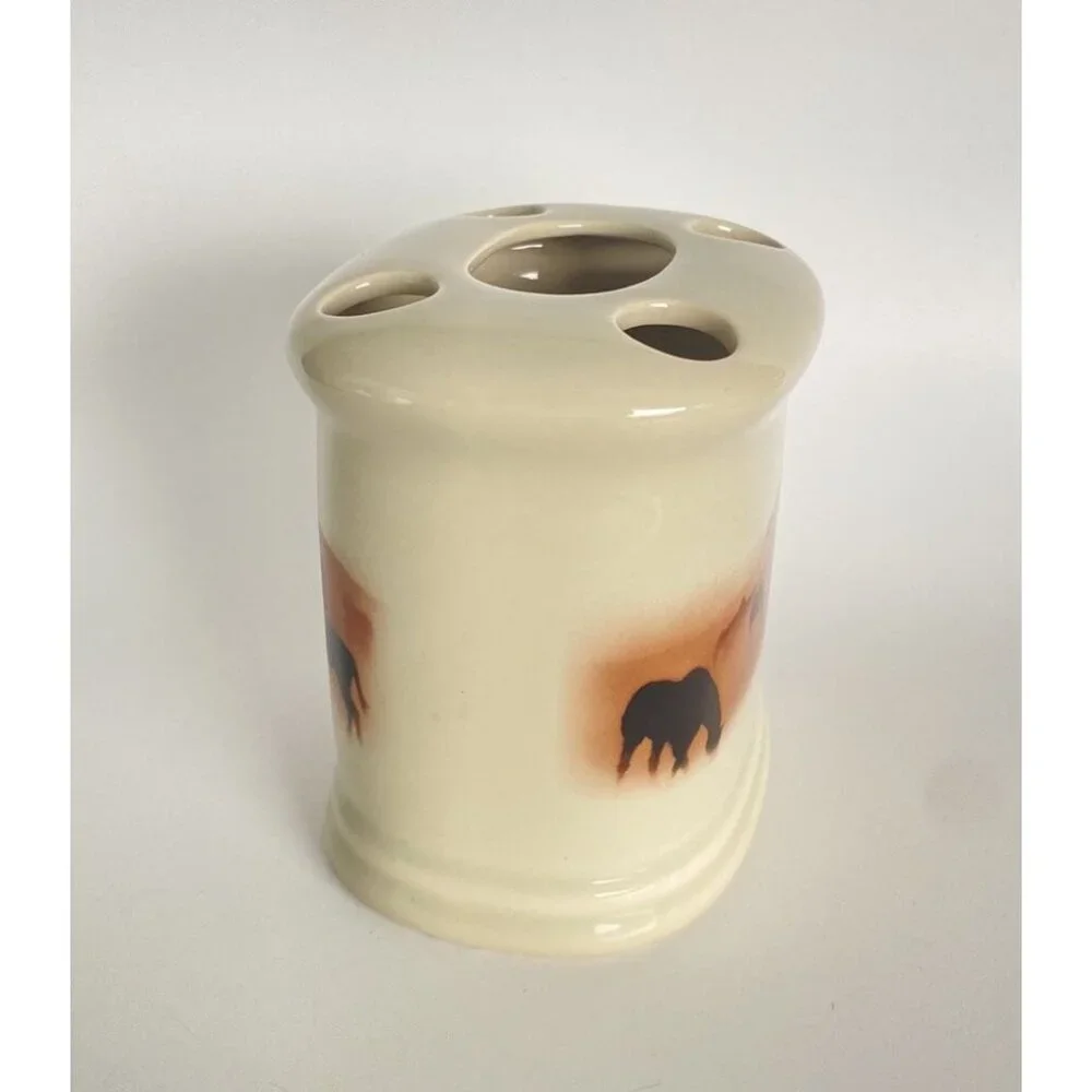 Thomas Norby Original Designs Montana Lifestyles Toothbrush Holder